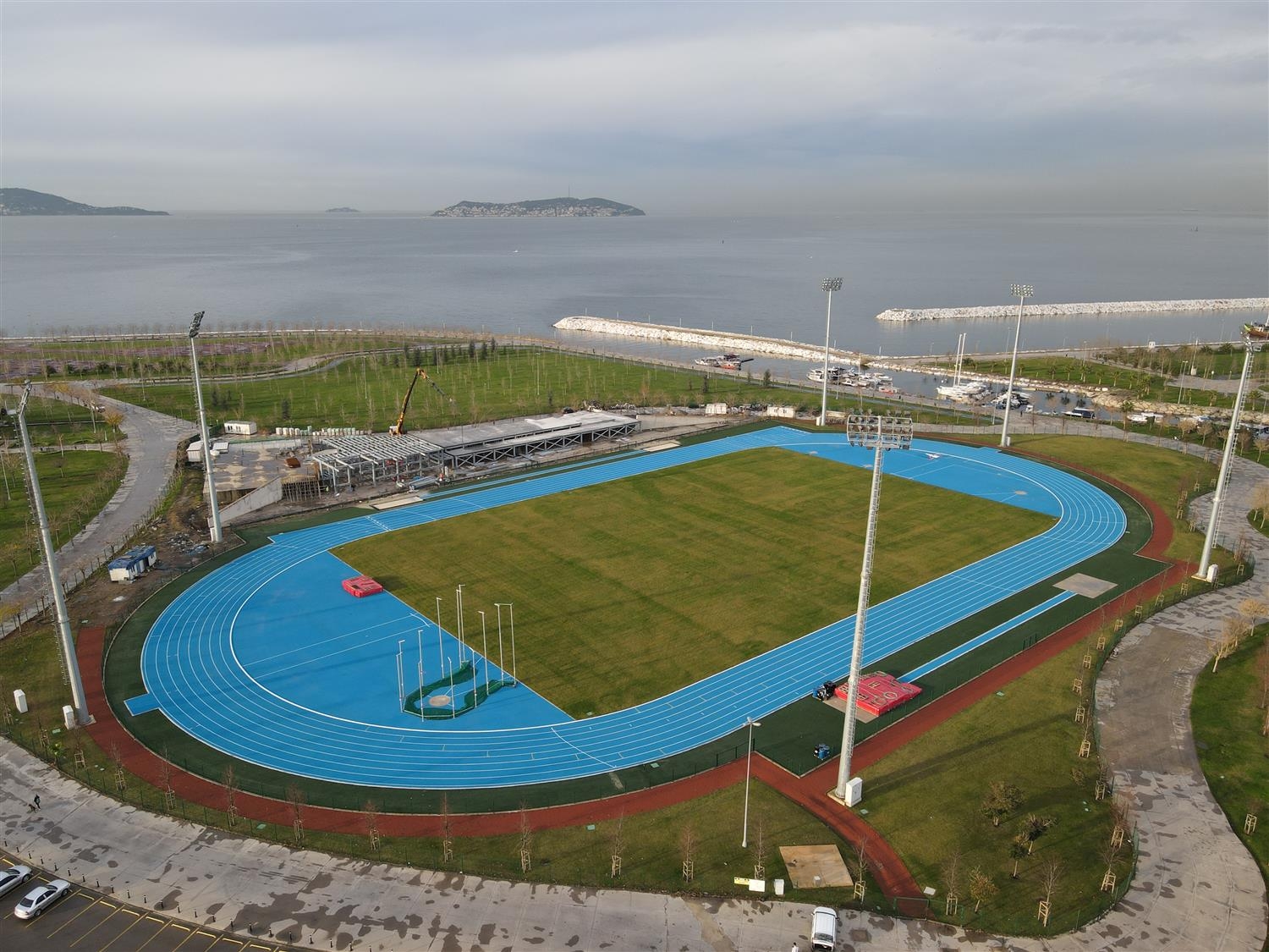 Maltepe Kenan Onuk Atletizm Pisti